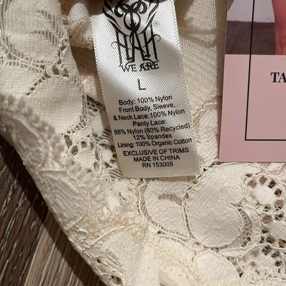 NWT Free People x We Are HAH Take HAH Bow Reversible Bodysuit in La Cream - Picture 10 of 15